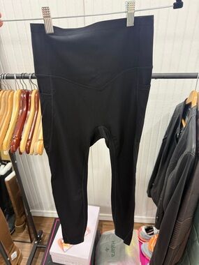 HALARA Black High-Waist Leggings
